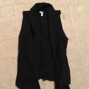 Knitted sweater vest  (open front)